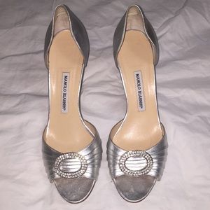 Manolo Blahnik peep toe pump